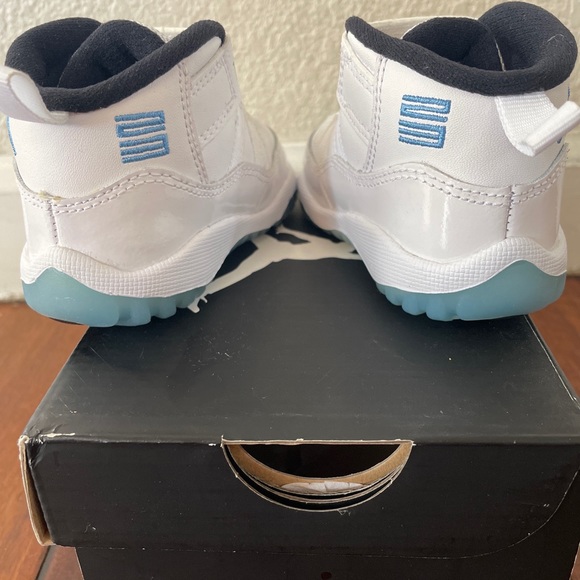 Jordan retro 11 - Picture 4 of 4